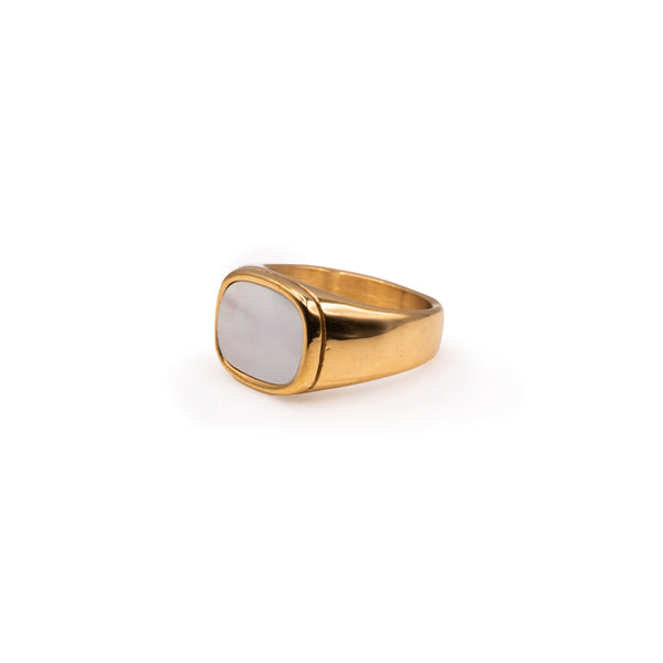White stone ring gold plated / Bague pierre blanche plaquée or