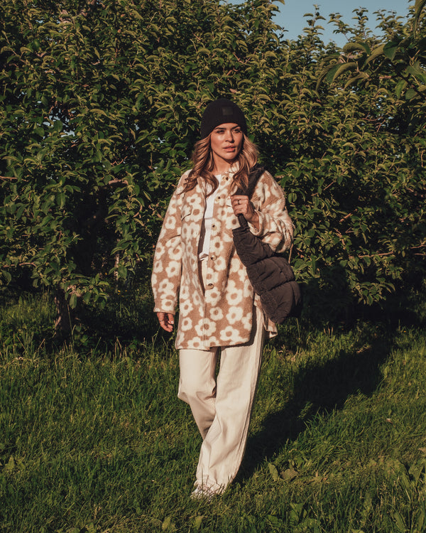 12 manteaux incontournables pour accueillir le printemps!