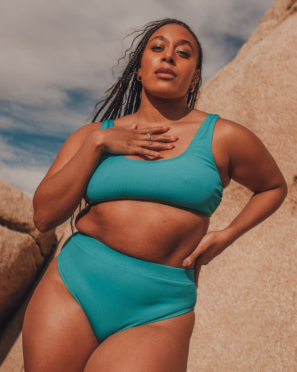 Geneviève bikini bottom teal textured *Please note (attention: model change), refer to the product description for more details on the updated bikini bottom design.