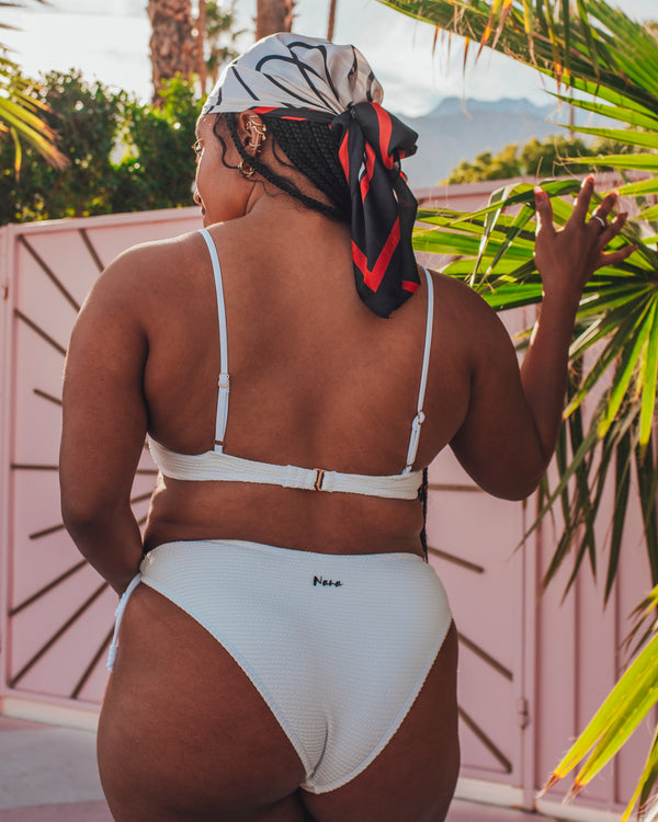 Jordane bikini bottom white textured / Bas de bikini Jordane blanc texturé