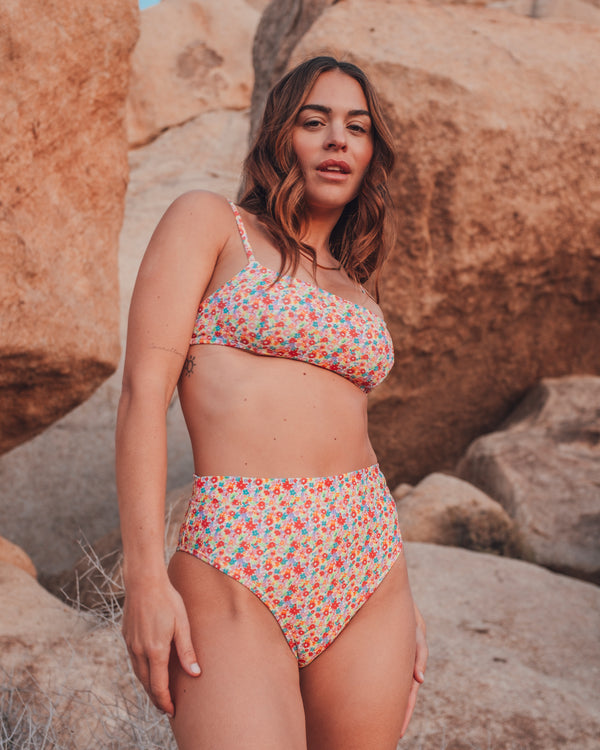 Marika Bikini top small flowers multi colors / Haut de bikini Marika petites fleurs multi couleurs