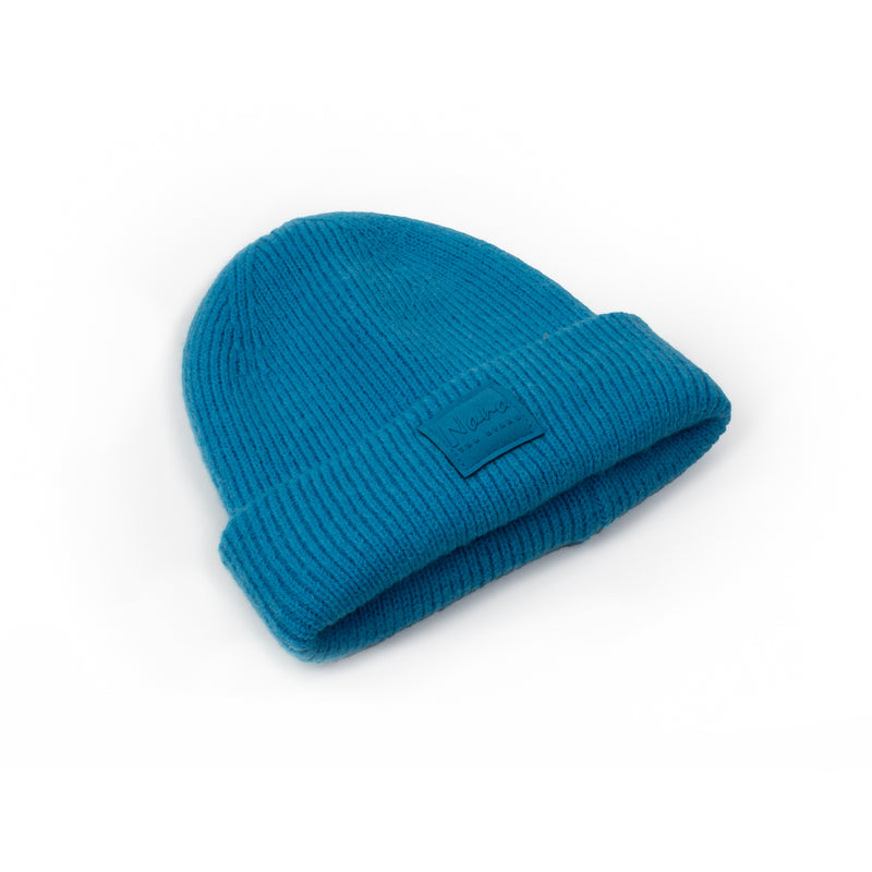 Blue Beanie knited hat with Nana patch / Tuque bleue en tricot avec patch NANA