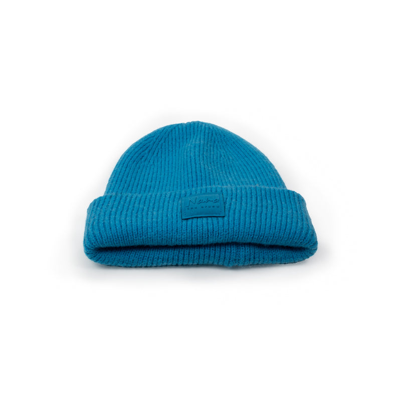 Blue Beanie knited hat with Nana patch / Tuque bleue en tricot avec patch NANA