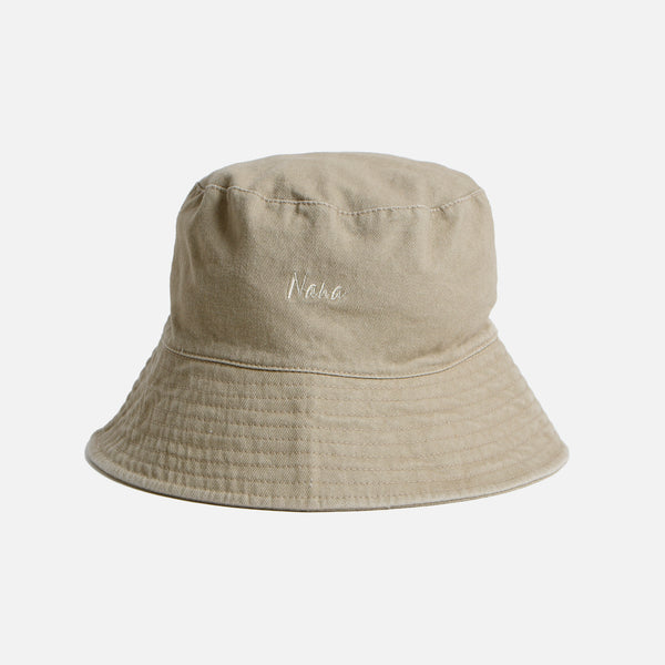 BEIGE BUCKET HAT WITH NANA EMBRODERY