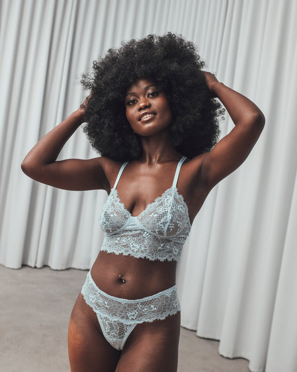 Weekend Thrill Wired Lace Bralette (White/Nude) · NanaMacs